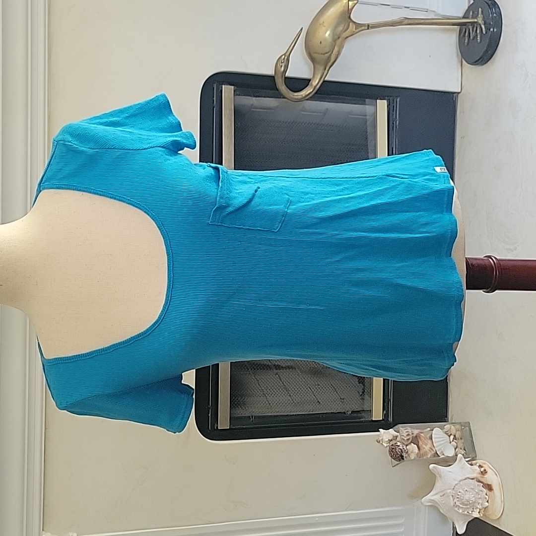 Medium Roxy Top